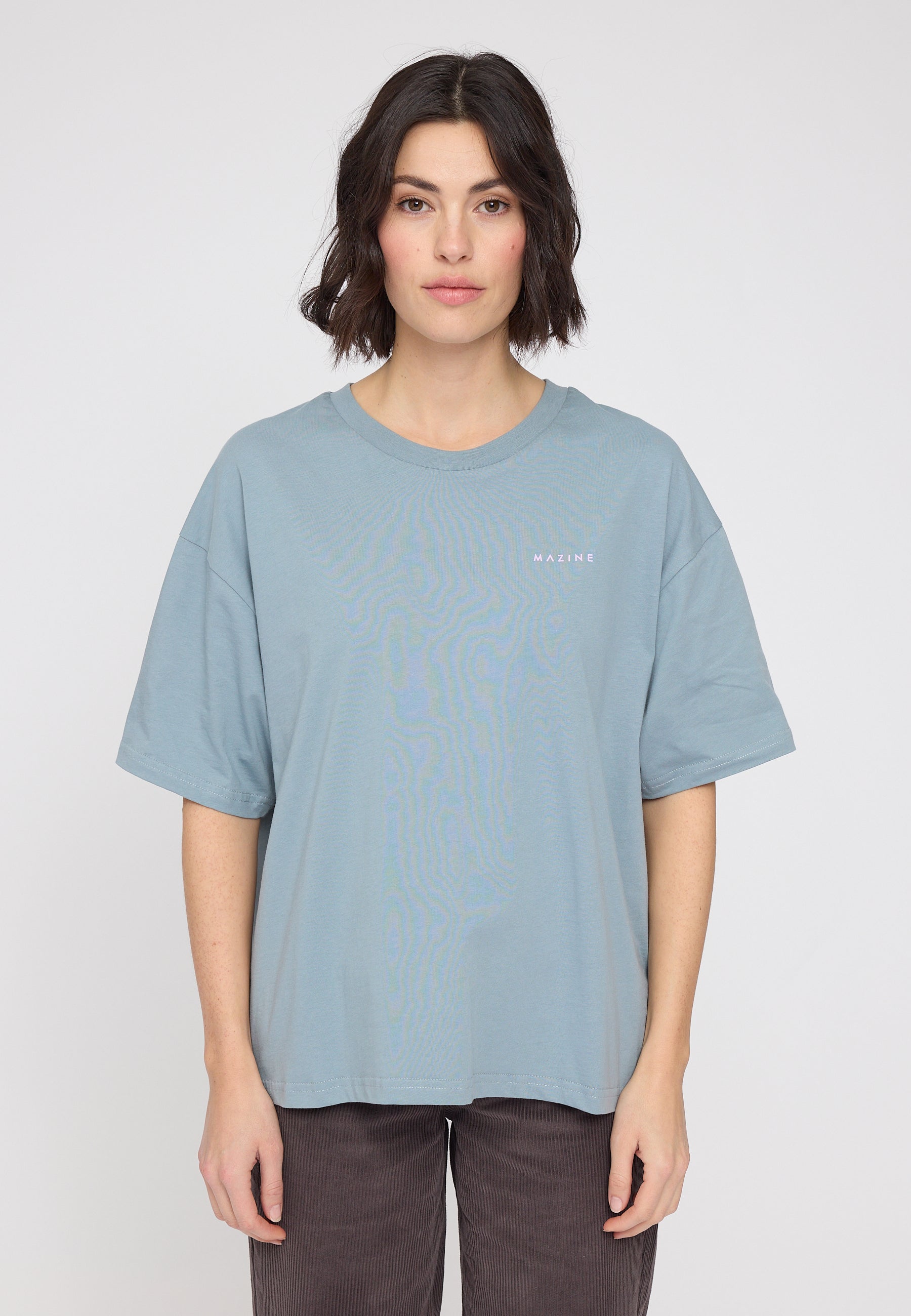 Maren ist 1,75 und trägt Größe S