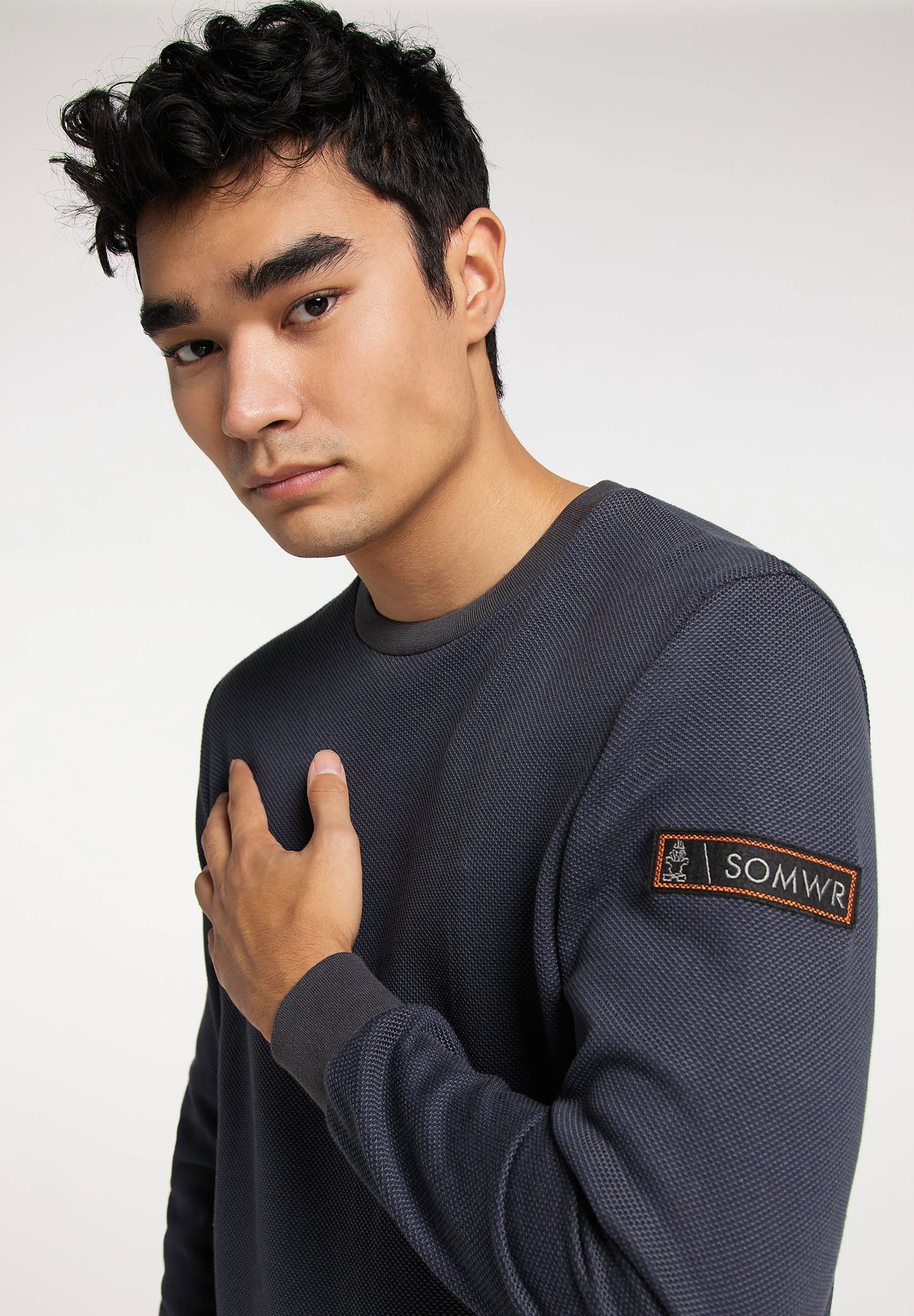 SOMWR EQUATE Sweater NVY009