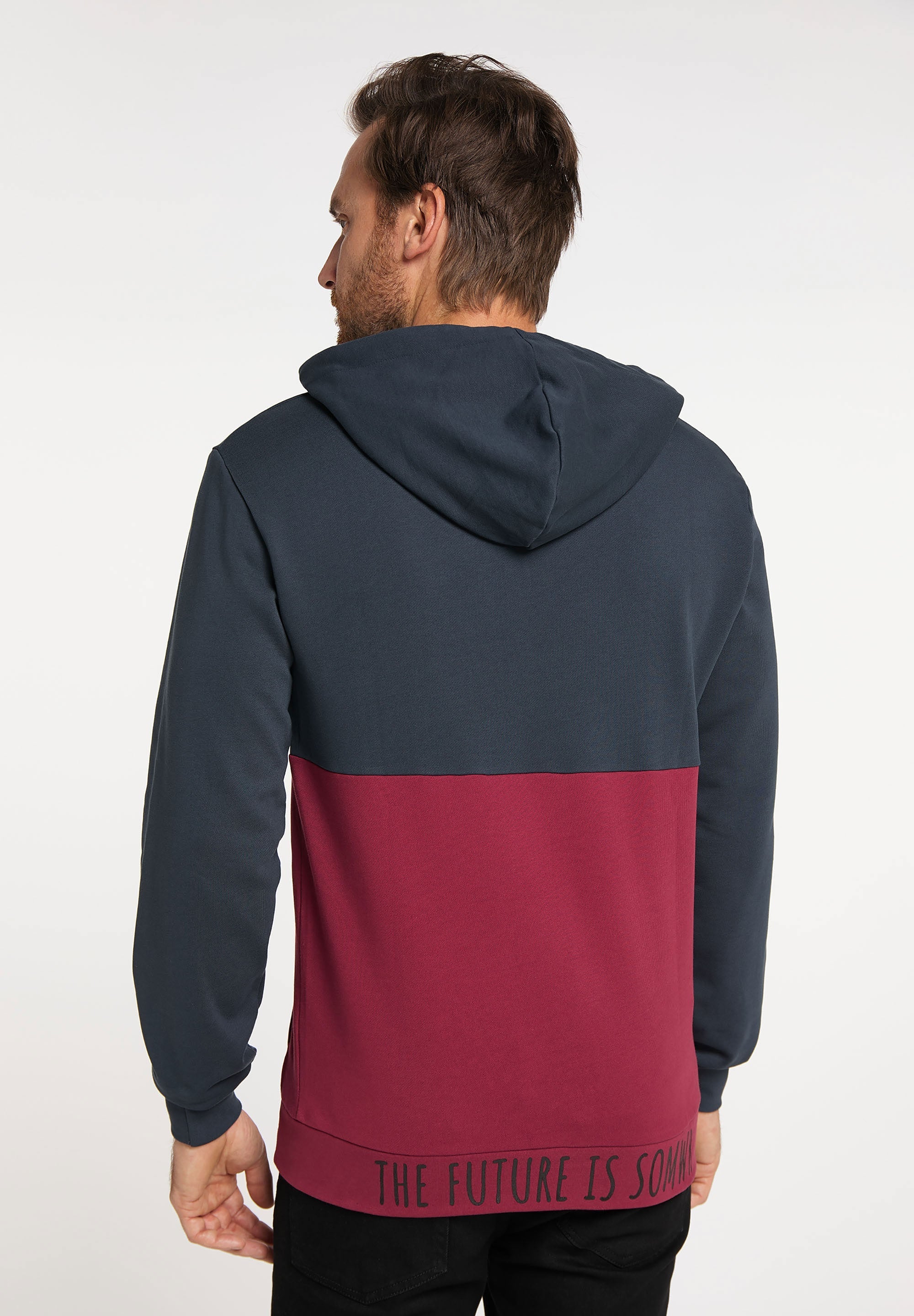 SOMWR HOODIE