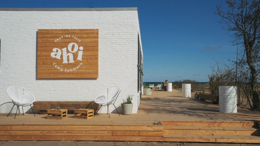 Der-Saltwater-Shop-auf-der-Insel-Fehmarn-im-Rezeptionsgebaeude-des-Ahoi-Camp-Campingplatz