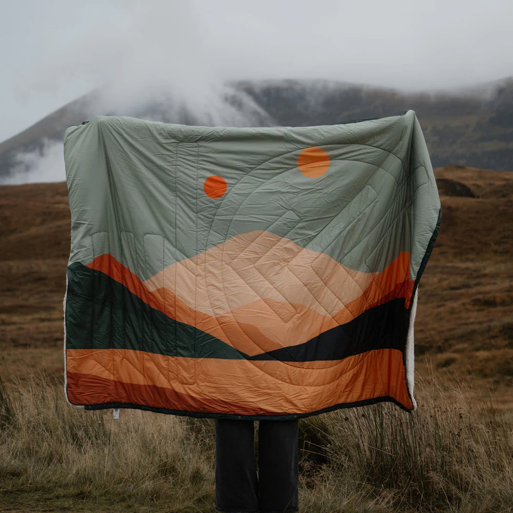 Cloudtouch Pillow Blanket Jasper / Tree Green