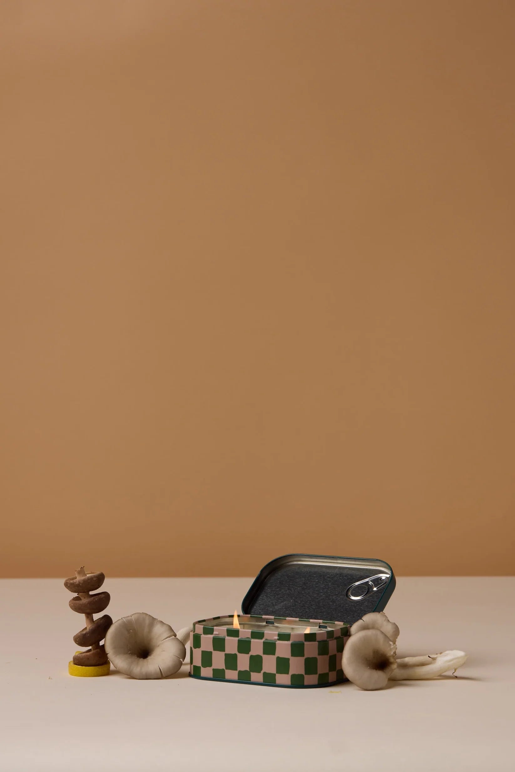 Bistro 4.5oz/127g Tin Candle