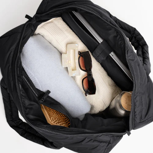 Wavy Puffer Everyday Bag (Monochrome)