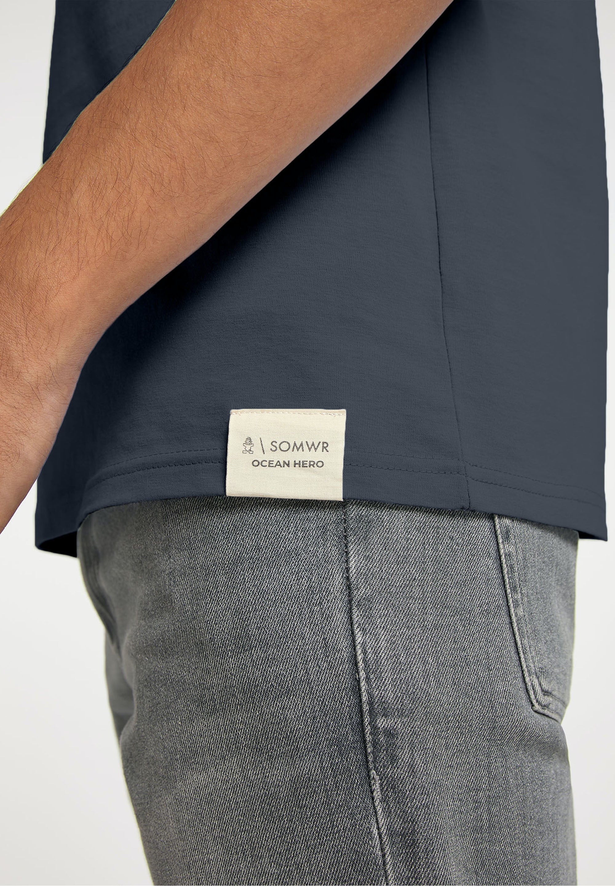 SOMWR IMPRESSION TEE T-Shirt NVY009